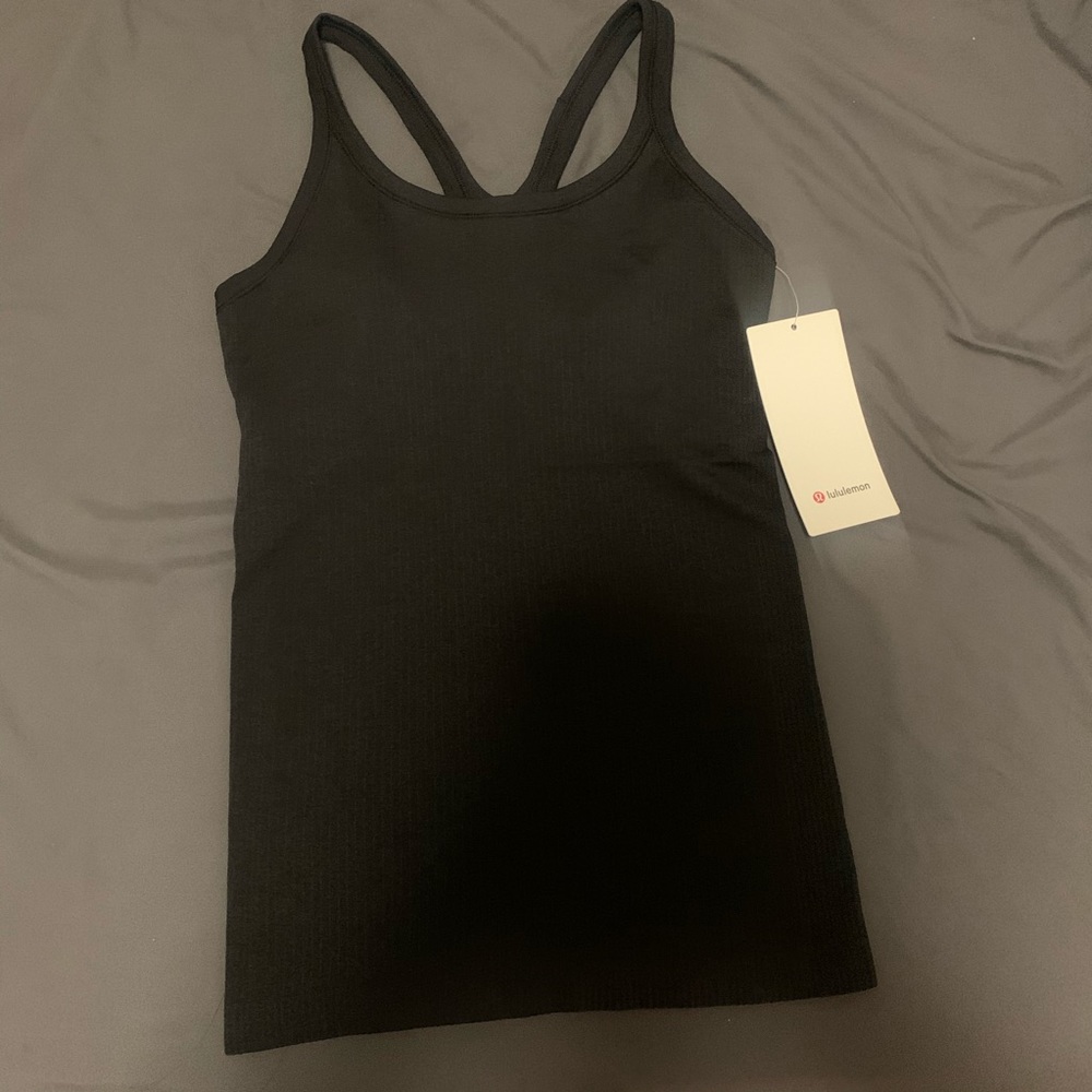 Lululemon ebb to street tank black size 6 nwt